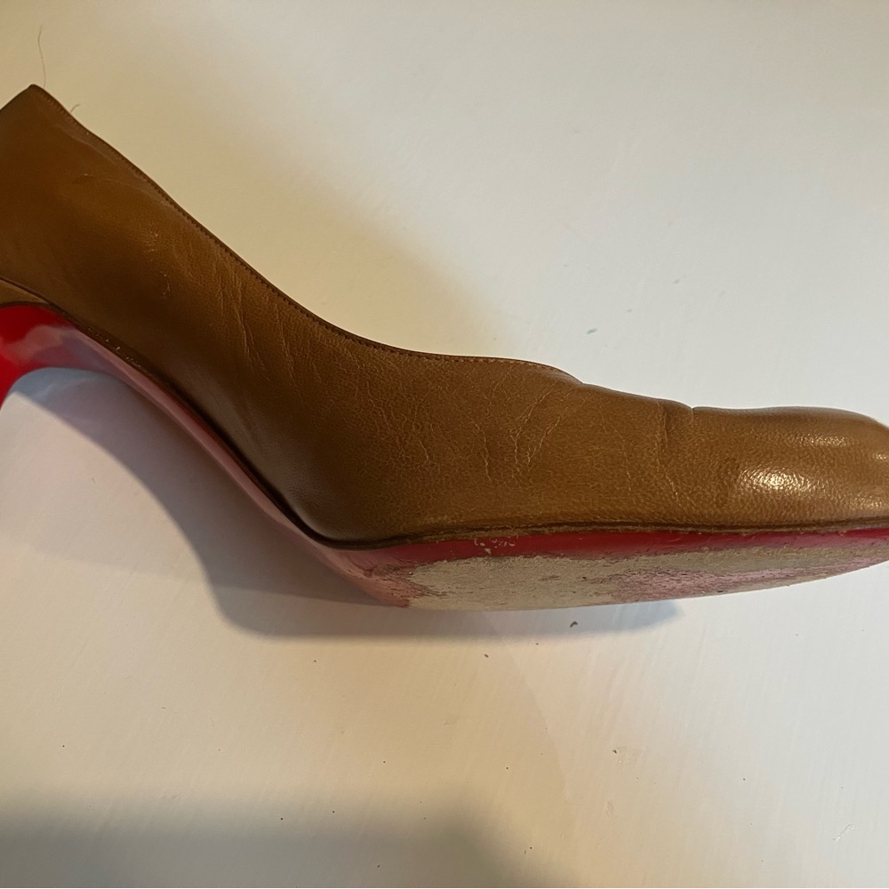 Camel Christian Louboutin - size 40